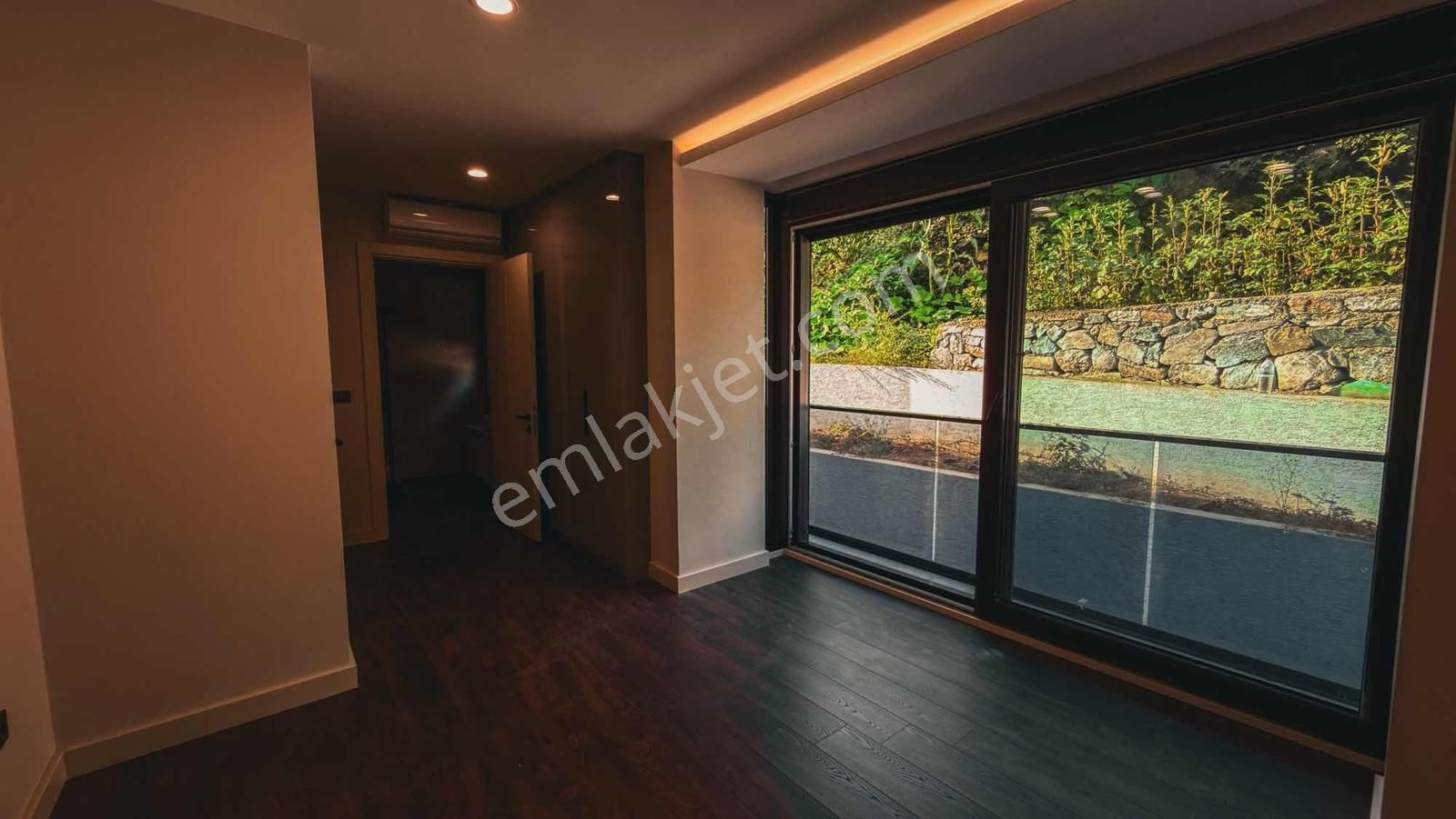 Müstakil Bahçeli Acarkent'in Yanı Başında Kiralık - Görsel 14