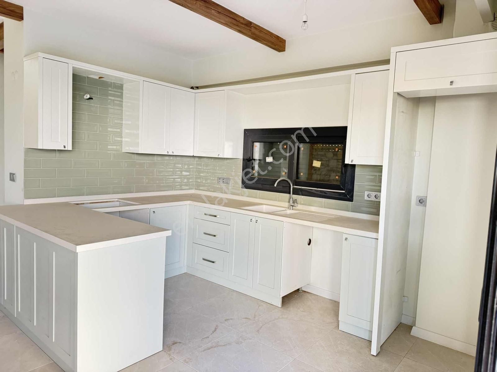 Kuşadası Davutlar Merkez Özel Havuzlu, Tek Müstakil 2+1 Villa - Görsel 18