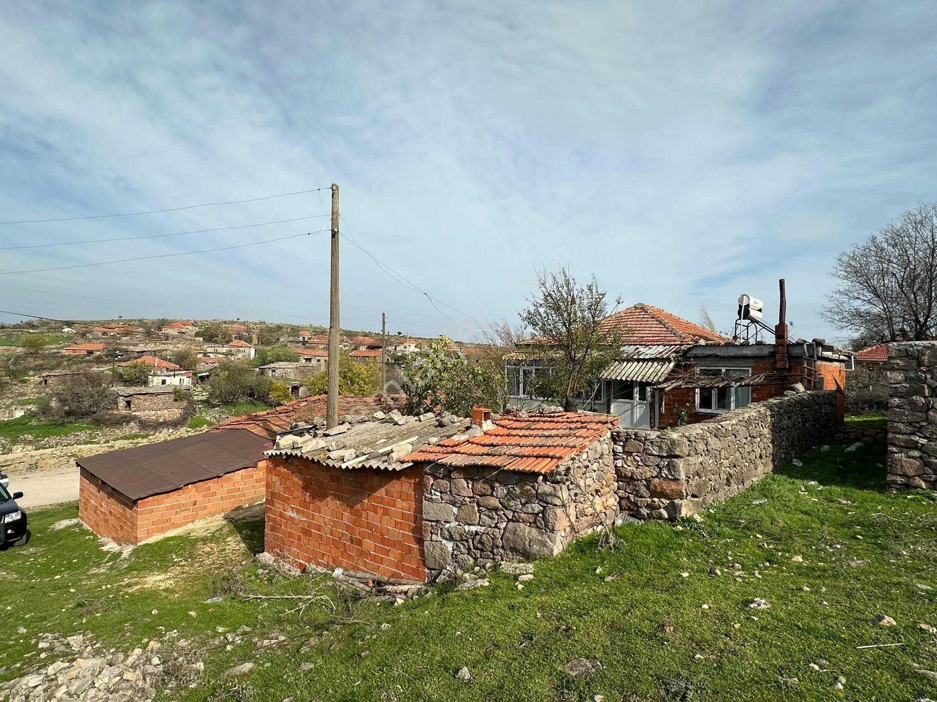 Eşsiz Doğa Ve Tarihle İç İçe Çınarpınar Köyü'nde 385 M2 Arsa İçinde 2+1 Taş Ev - Görsel 27