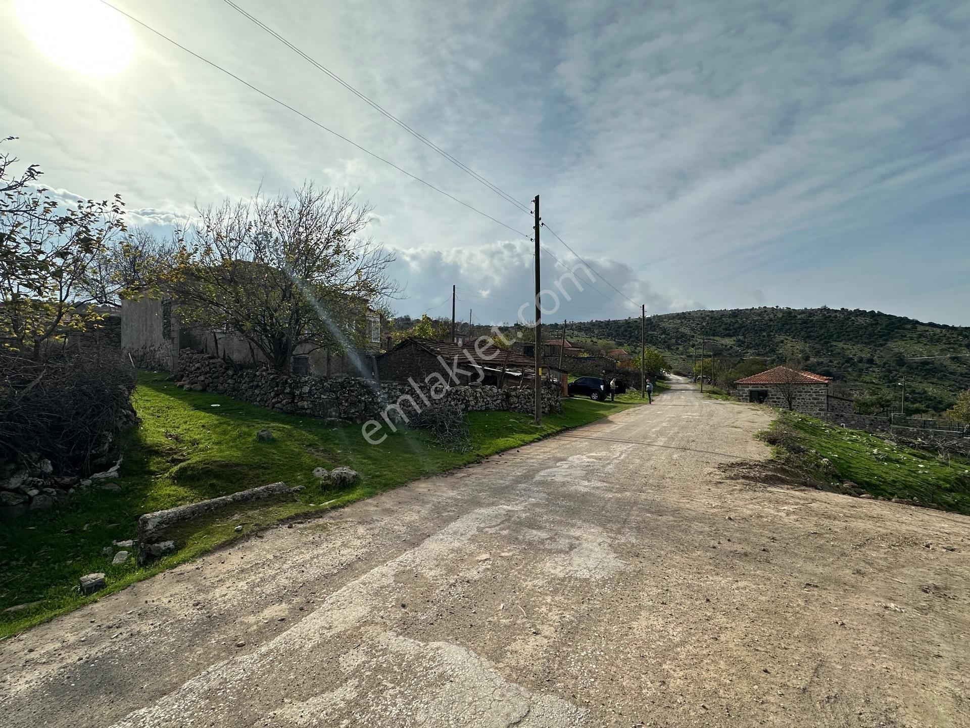 Eşsiz Doğa Ve Tarihle İç İçe Çınarpınar Köyü'nde 385 M2 Arsa İçinde 2+1 Taş Ev - Görsel 21