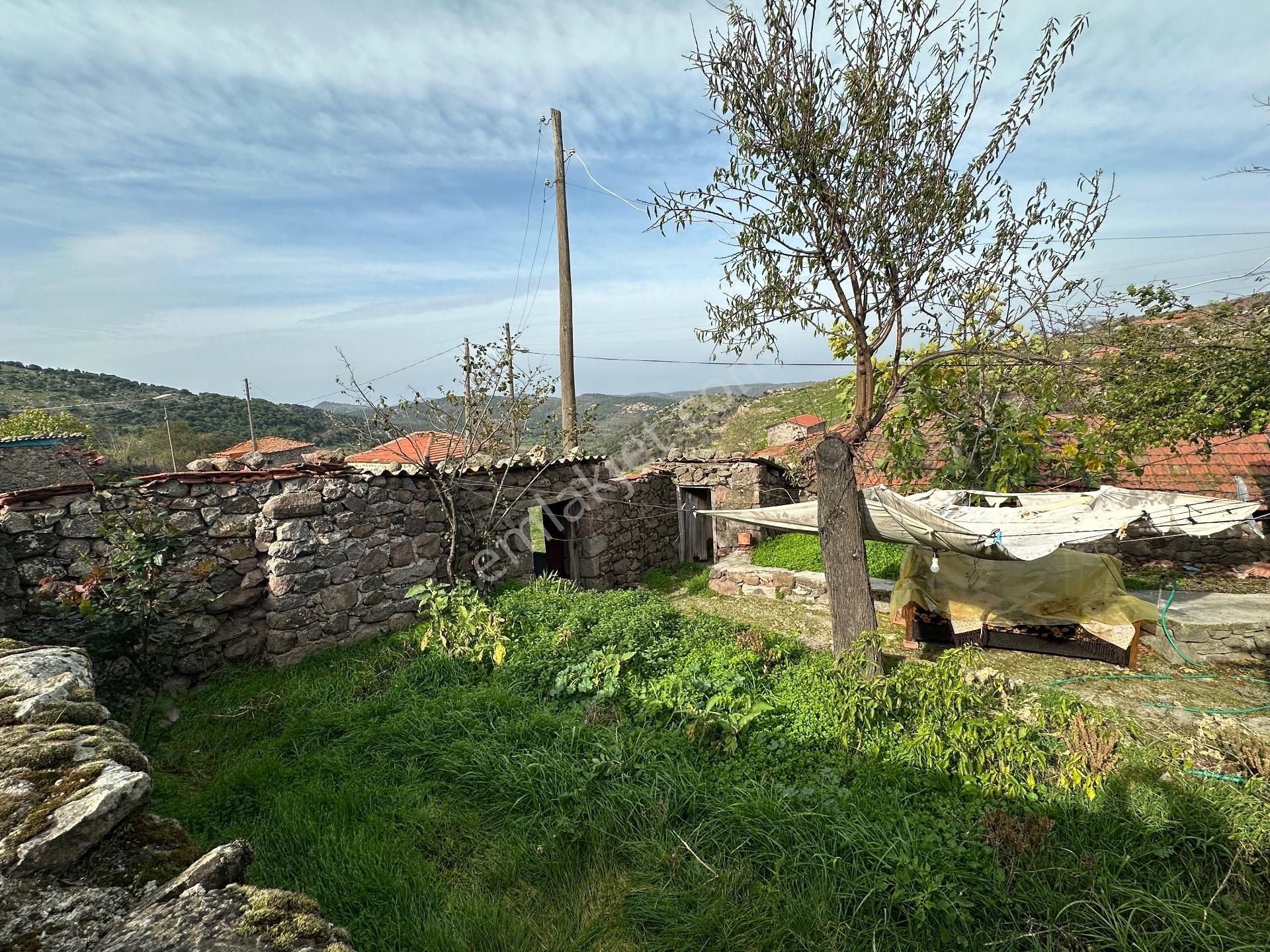 Eşsiz Doğa Ve Tarihle İç İçe Çınarpınar Köyü'nde 385 M2 Arsa İçinde 2+1 Taş Ev - Görsel 7