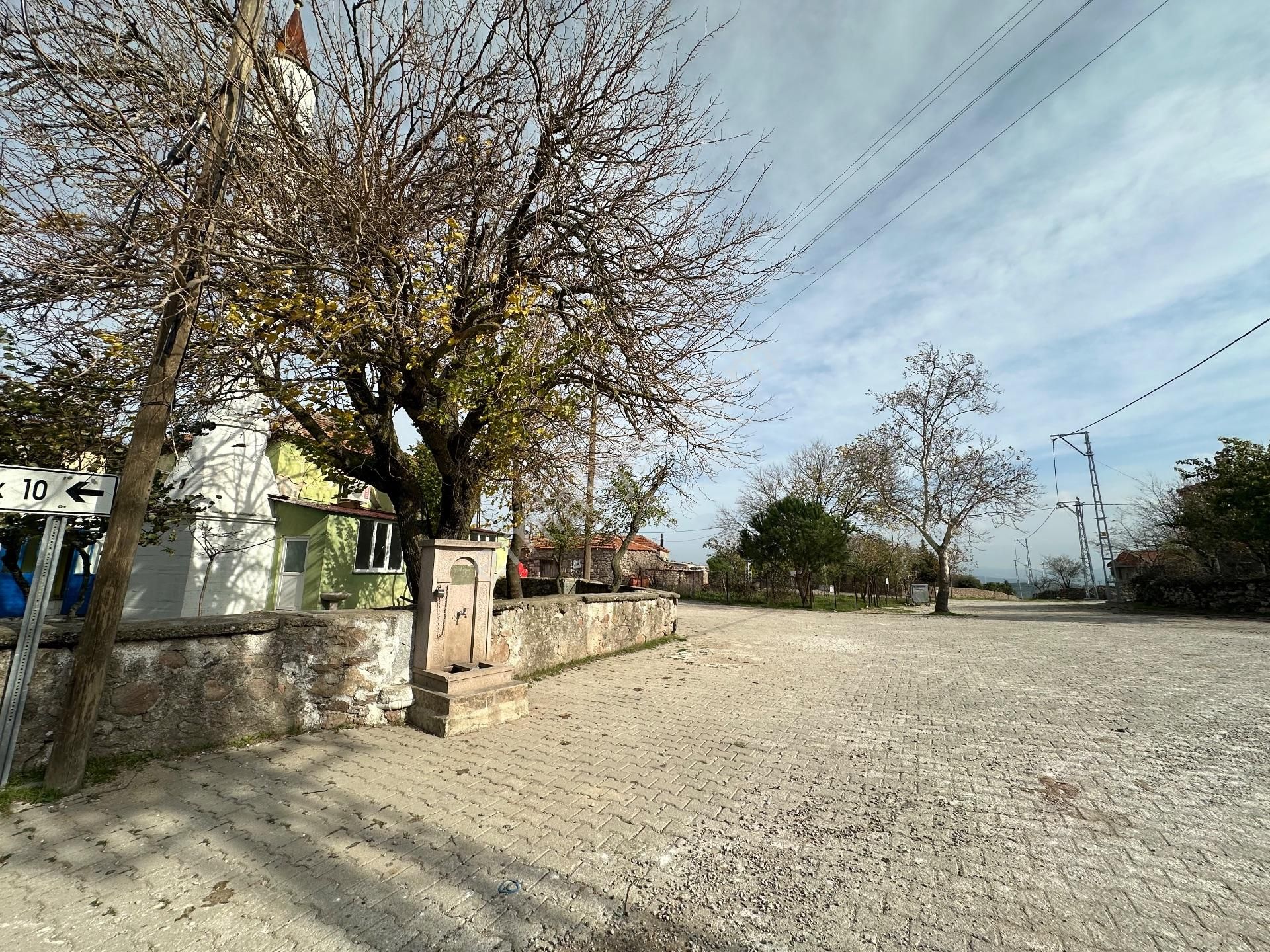 Eşsiz Doğa Ve Tarihle İç İçe Çınarpınar Köyü'nde 385 M2 Arsa İçinde 2+1 Taş Ev - Görsel 28