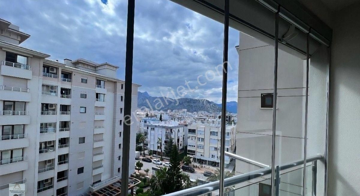 Antalya Konyaaltında Denize Yakın Rezidans Satılık - Görsel 9