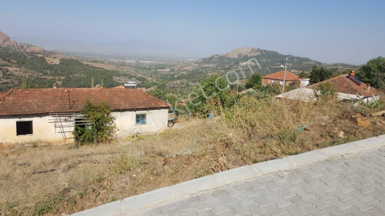 Salihli De Satılık Arsa