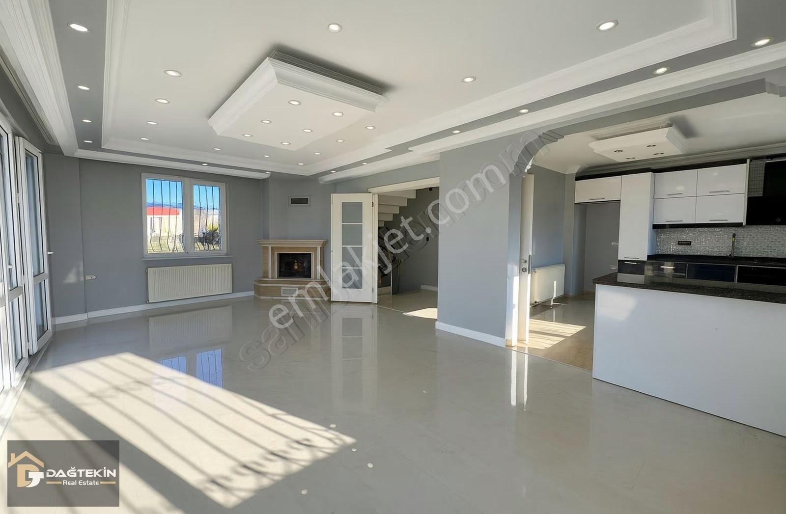 Beylikdüzü Gürpınar Da Emsallerinin Altında Müstakil 5+2 Villa ! - Görsel 2