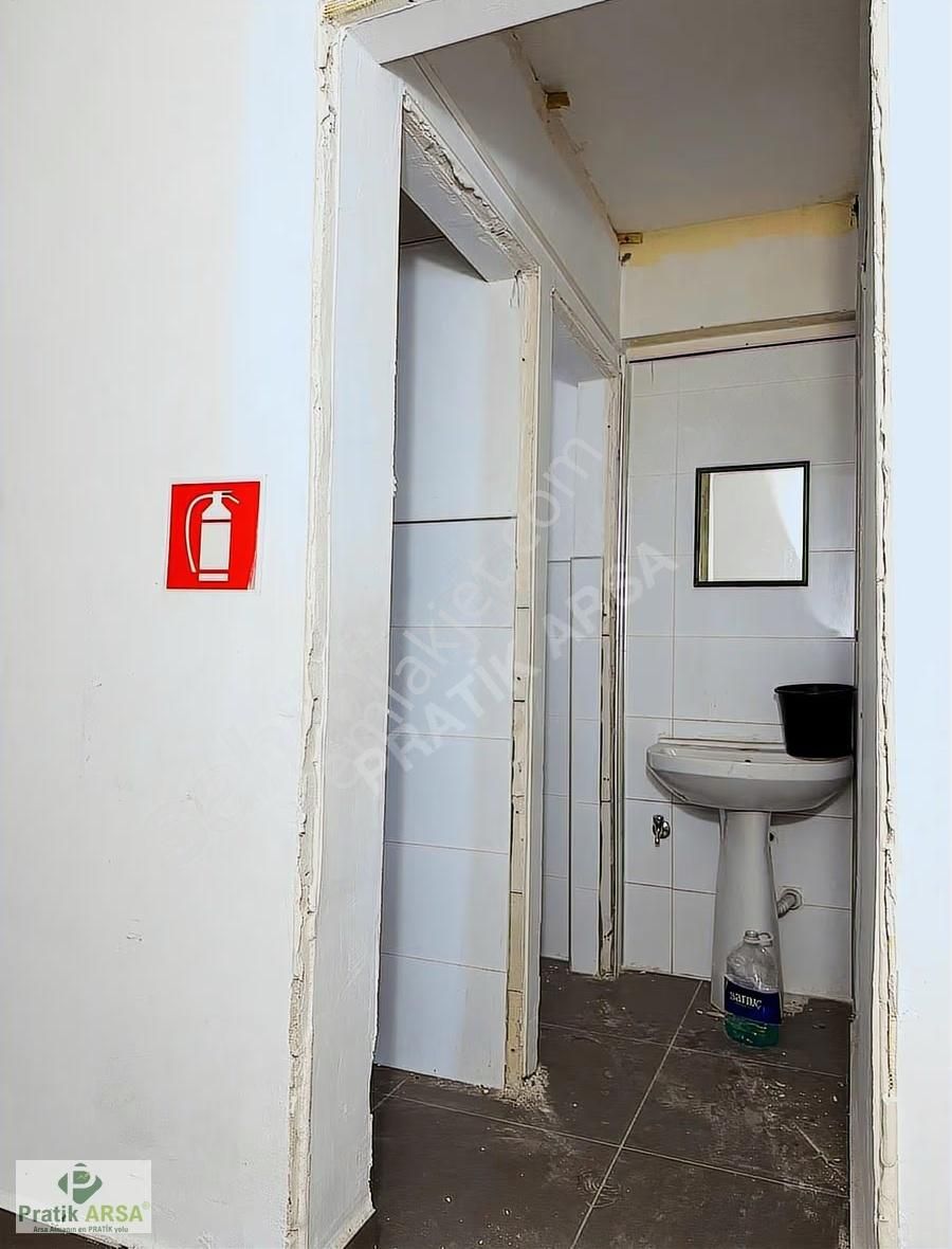 Esenyurtun Kalbinde Ticari Altın Nokta! Kaçırılmayacak Fırsat - Görsel 16