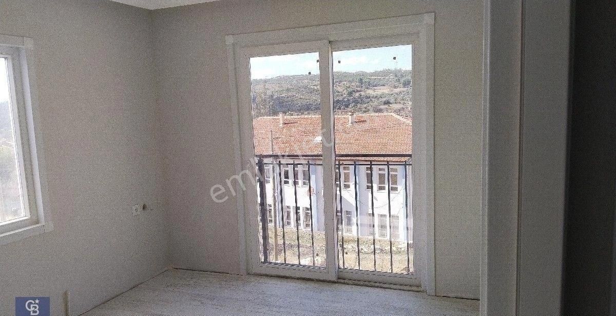 Kafacakaplancık Ta Sıfır Bahçeli 2 Kız Tripleks Müstakil Ev - Görsel 20