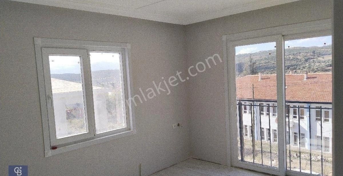 Kafacakaplancık Ta Sıfır Bahçeli 2 Kız Tripleks Müstakil Ev - Görsel 7