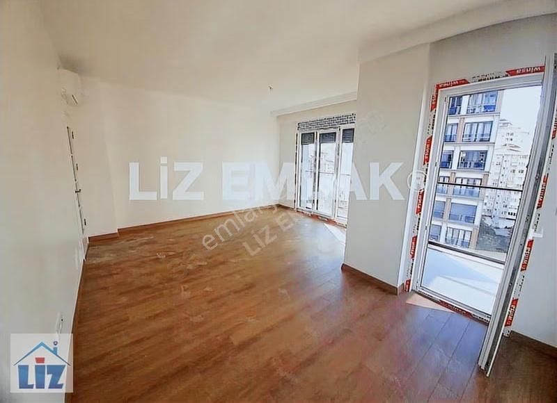 Erenköy'de Yeni Binada 80 M2 Net 2 Balkonlu Ön Cephe 2+1daire - Görsel 16