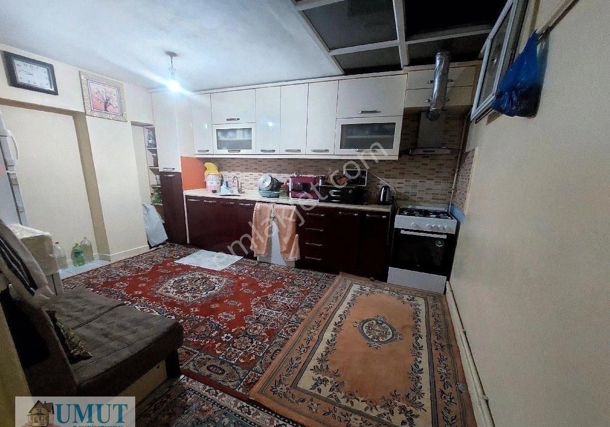 Gaziosmanpaşa Küçükköy Merkez De Satılık Daire 3.kat 3+1 135 M2 - Görsel 17