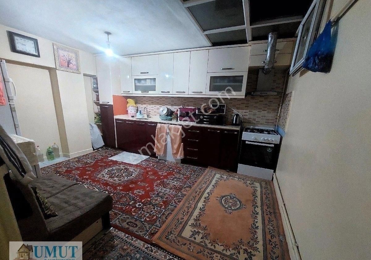 Gaziosmanpaşa Küçükköy Merkez De Satılık Daire 3.kat 3+1 135 M2 - Görsel 10