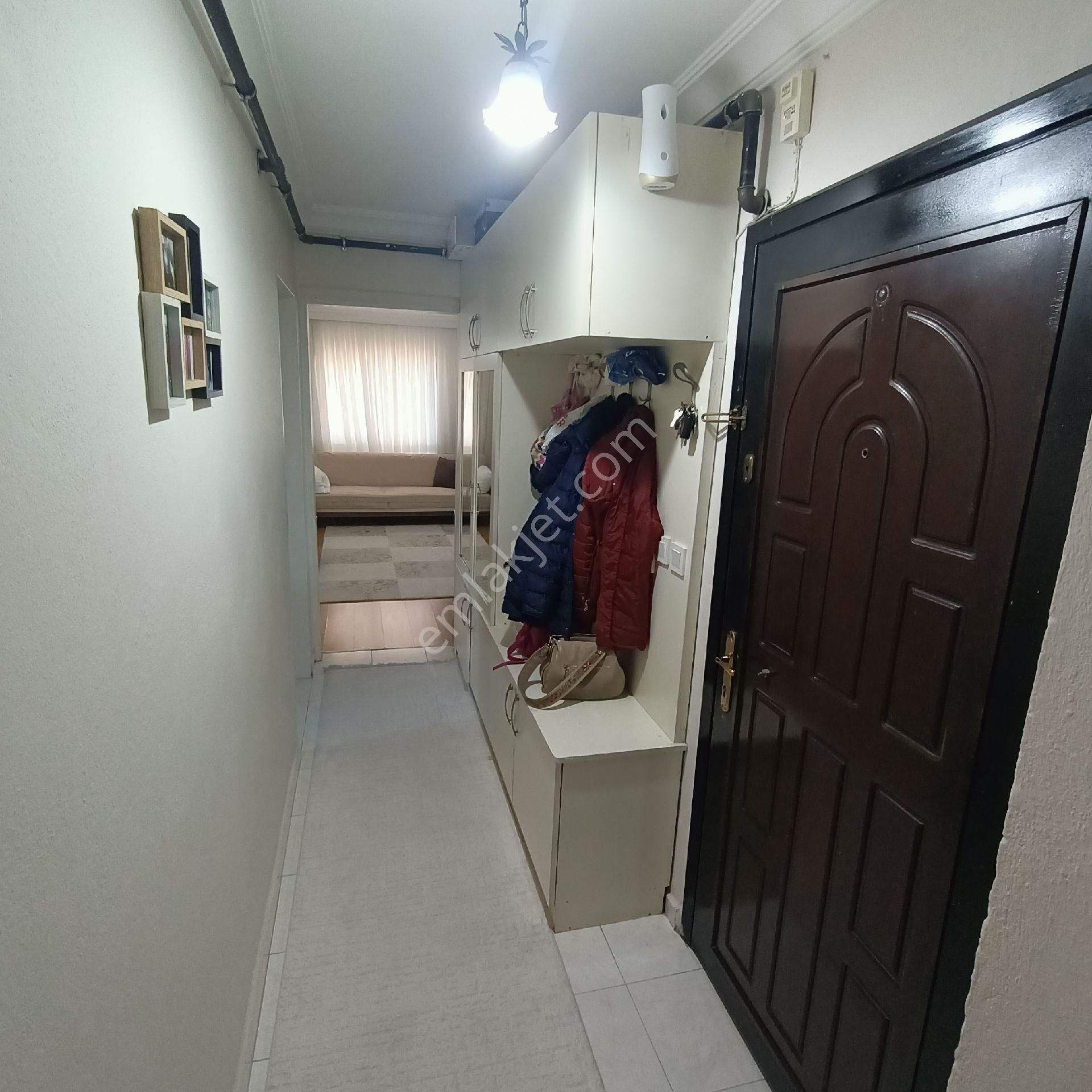 Yıldız Mahallesinde 3+1 Sahibinden Ara Kat Daire