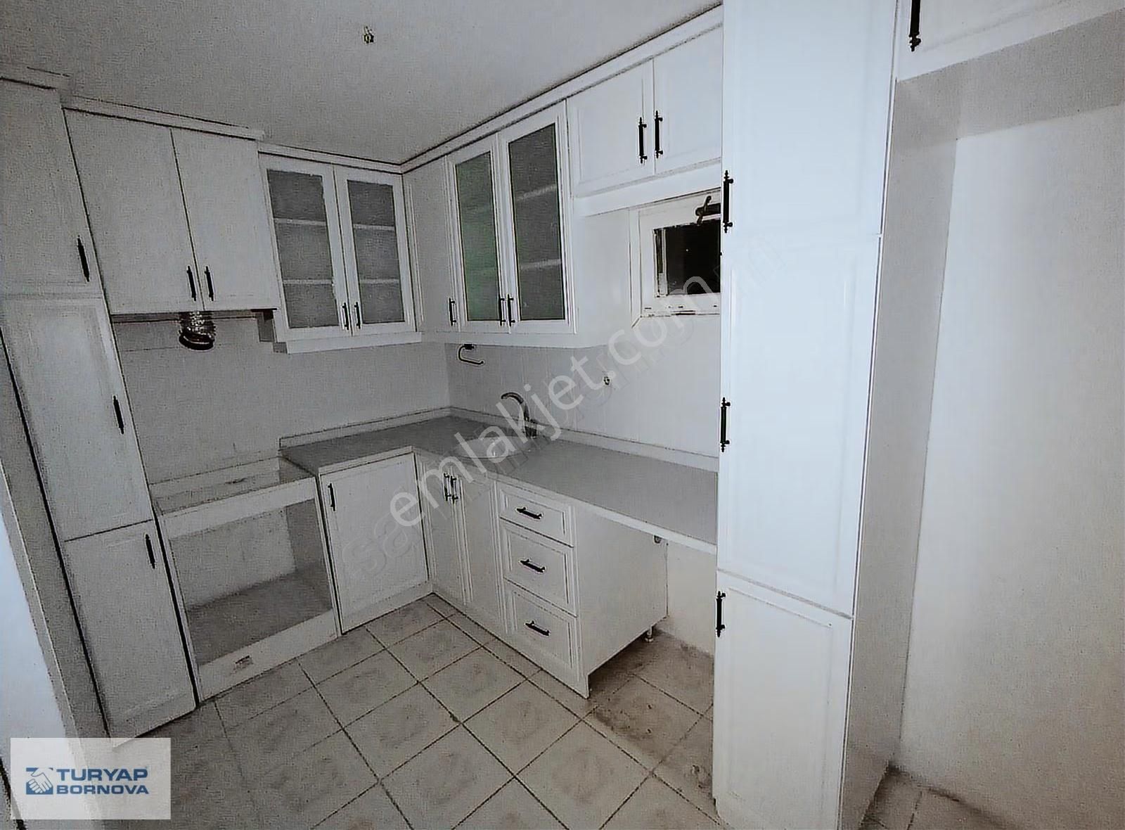 Göztepe'de Satılık 3+1 Daire Temiz Ferah Caddeye Yakın - Görsel 24