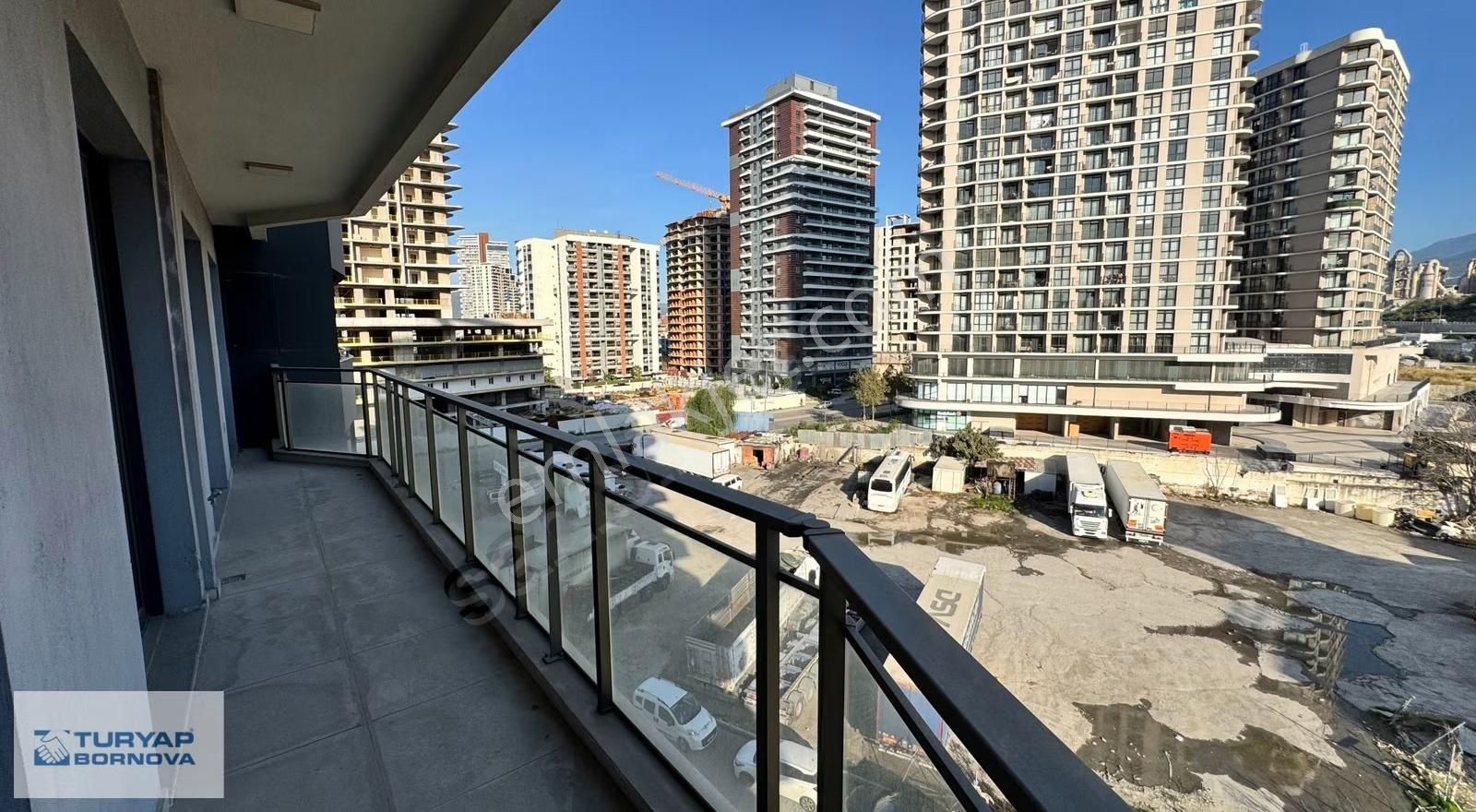Bornova Altındağ'da Evebeyn Banyolu 2+1 Kiralık Daire - Görsel 12