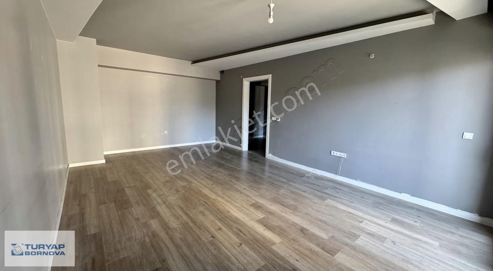 Bornova Altındağ'da Evebeyn Banyolu 2+1 Kiralık Daire - Görsel 5