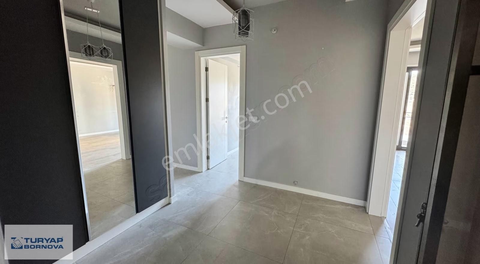 Bornova Altındağ'da Evebeyn Banyolu 2+1 Kiralık Daire - Görsel 6