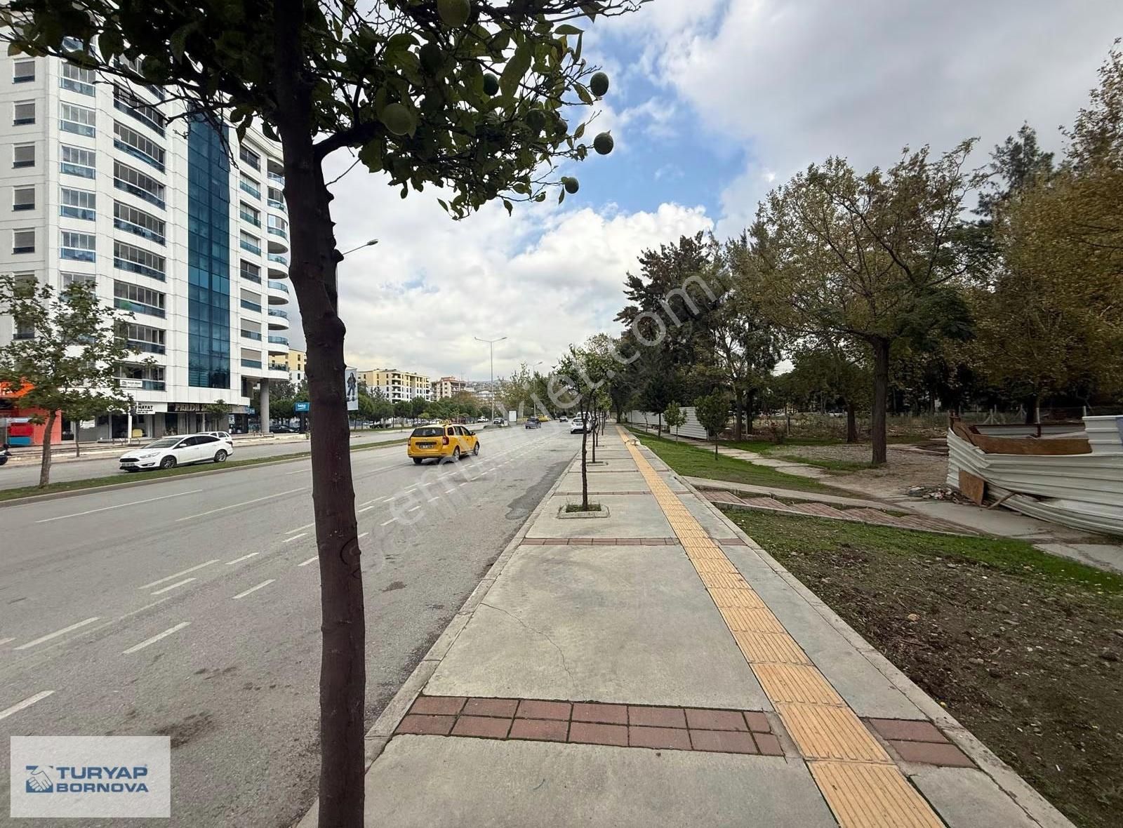 Bayraklı Manavkuyu Satılık 2+1 Daire Cadde Üstü - Görsel 9