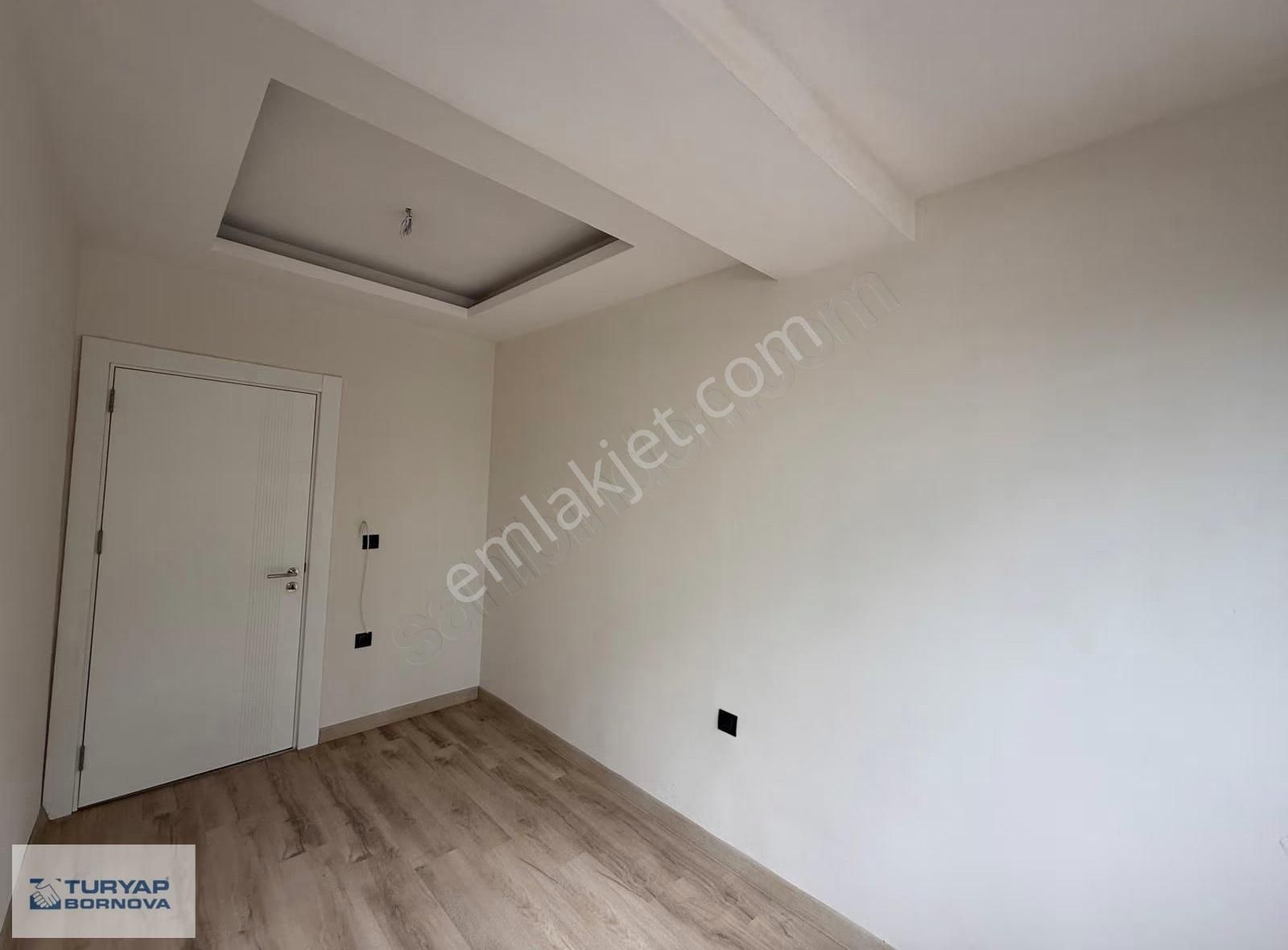 Bayraklı Manavkuyu Satılık 2+1 Daire Cadde Üstü - Görsel 26