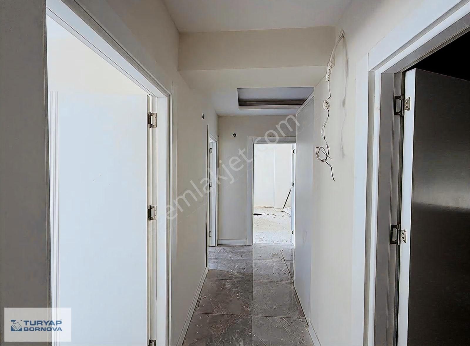 Bayraklı Manavkuyu Satılık 2+1 Daire Cadde Üstü - Görsel 28