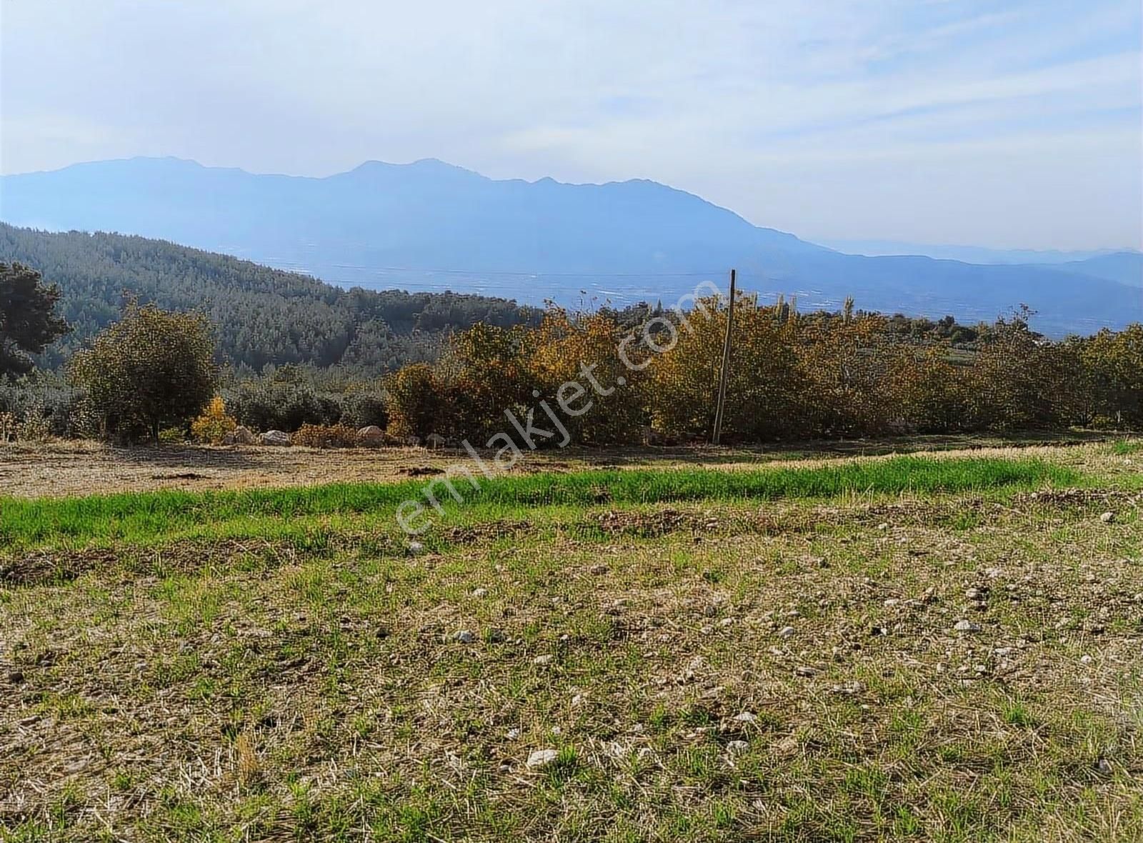 Yakaköyde 2.110 M² Fırsat Arsa Satılıktır ( Mükemmel Konum Da )