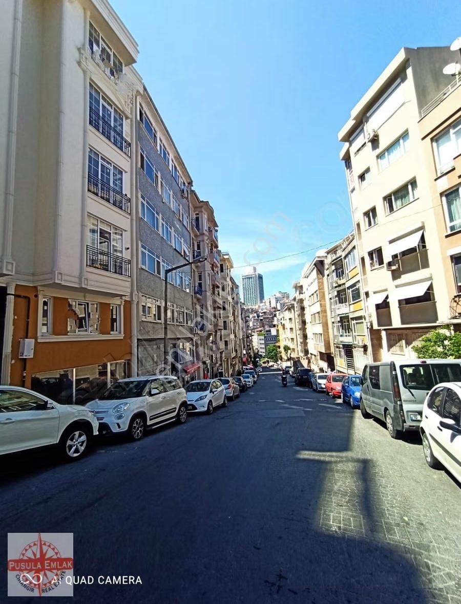 Cihangir De Satılık Sıfır Bina'da Bacası Olan İşyeridükkan - Görsel 3