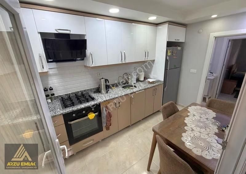 Arzu Emlaktan Gazi Mah. Satılık 3+1 Ultralüks 5yaş Bahçekatdaire - Görsel 5