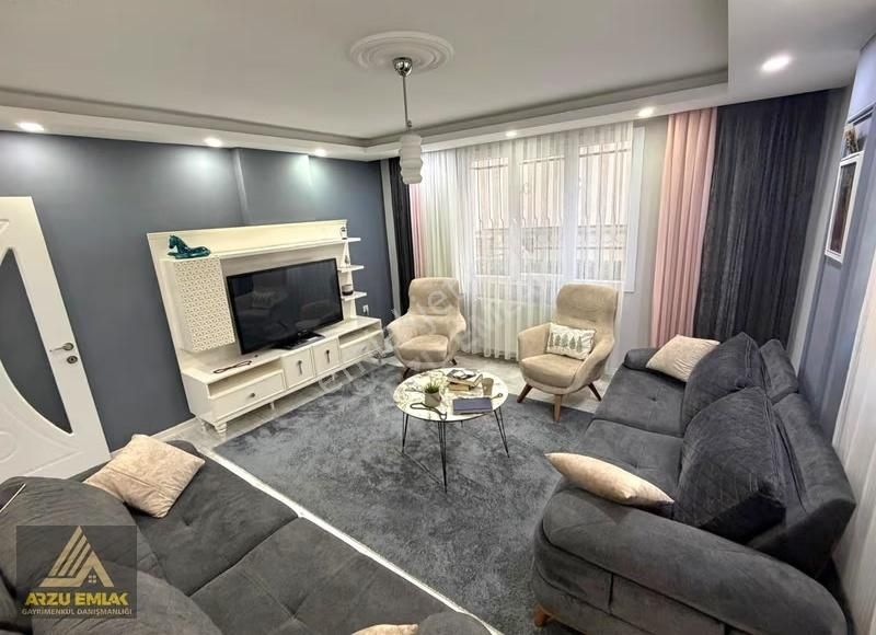 Arzu Emlaktan Gazi Mah. Satılık 3+1 Ultralüks 5yaş Bahçekatdaire - Görsel 9