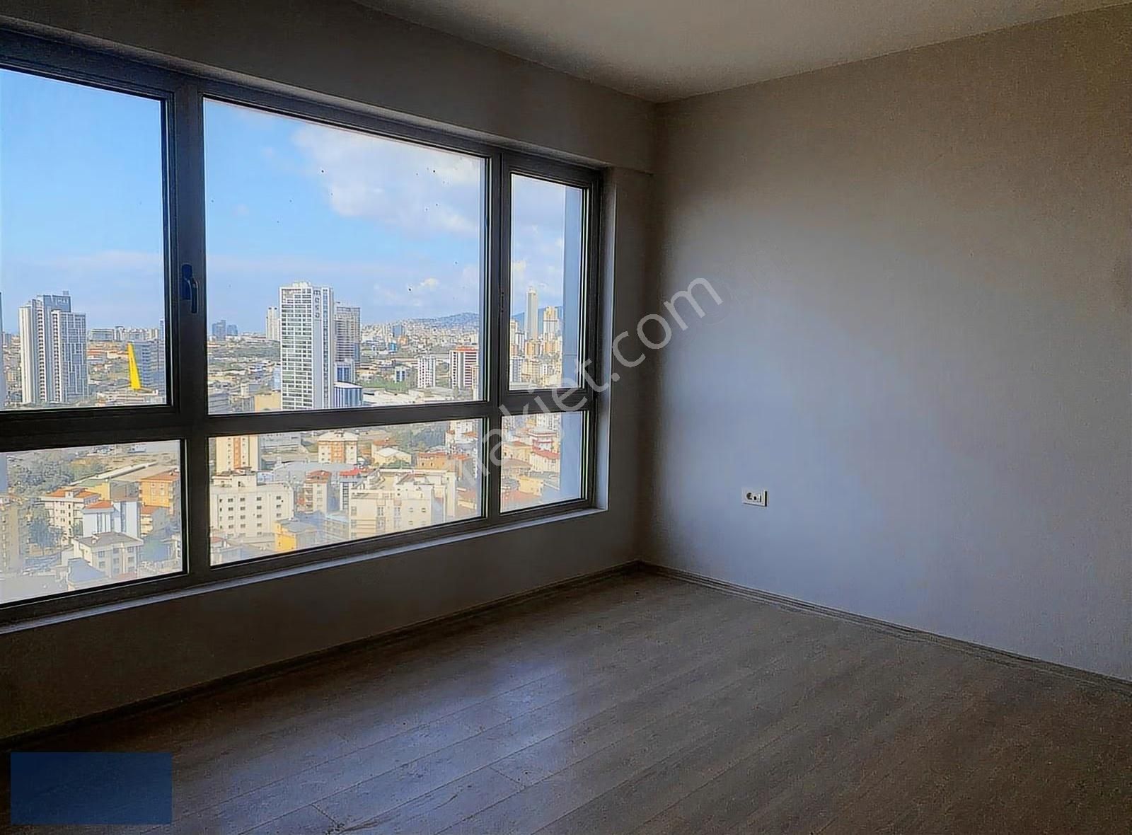 Metroya Yakın Panoramik Deniz Manzaralı Kartal Nexusta 3+1 - Görsel 10