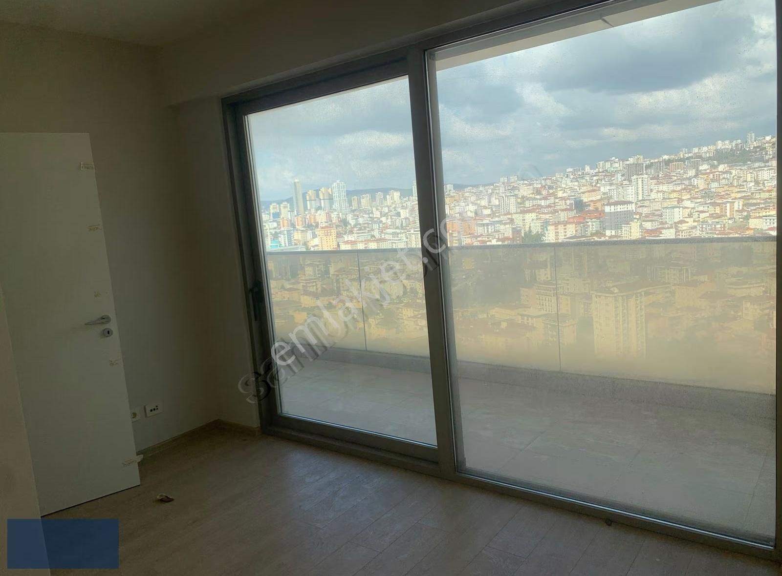 Metroya Yakın Panoramik Deniz Manzaralı Kartal Nexusta 3+1 - Görsel 25