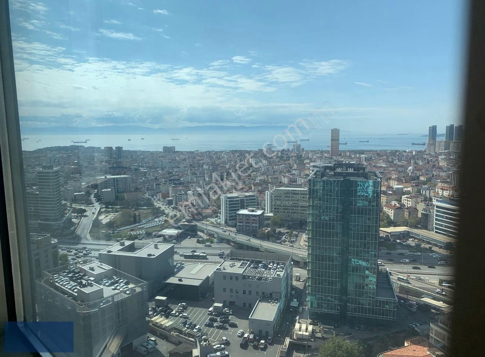 Metroya Yakın Panoramik Deniz Manzaralı Kartal Nexusta 3+1 - Görsel 11