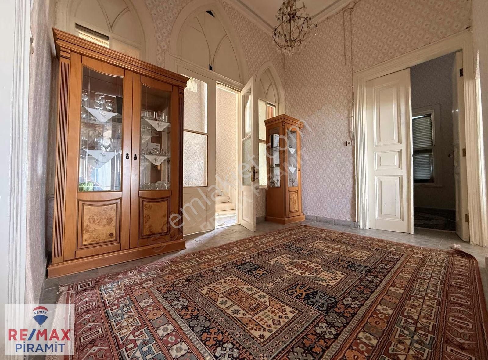 Kınalıada'da Satılık Tarihi Köşk - Görsel 18