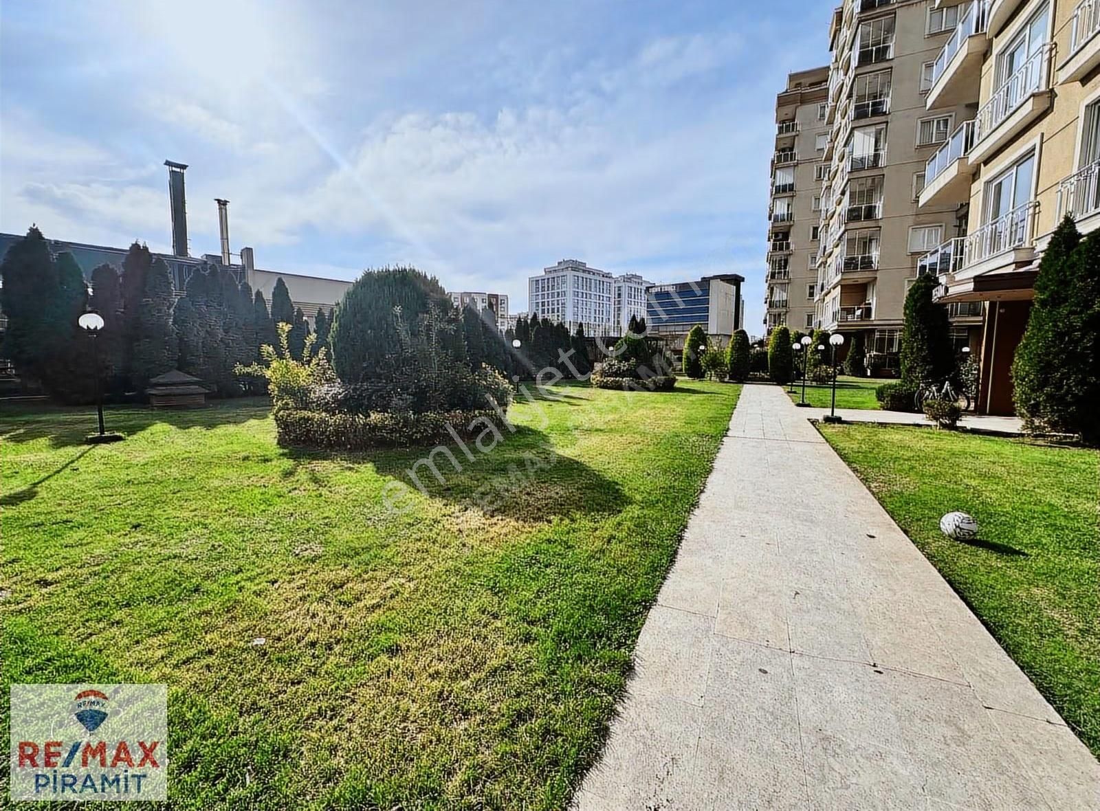 Çekmeköy Taşdelen Corner Park Sitesinde Ferah Geniş 3+1 Daire - Görsel 8