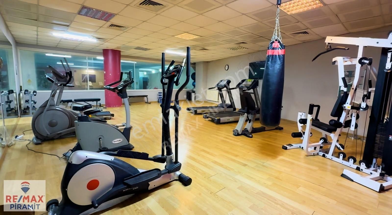 Çekmeköy Taşdelen Corner Park Sitesinde Ferah Geniş 3+1 Daire - Görsel 20