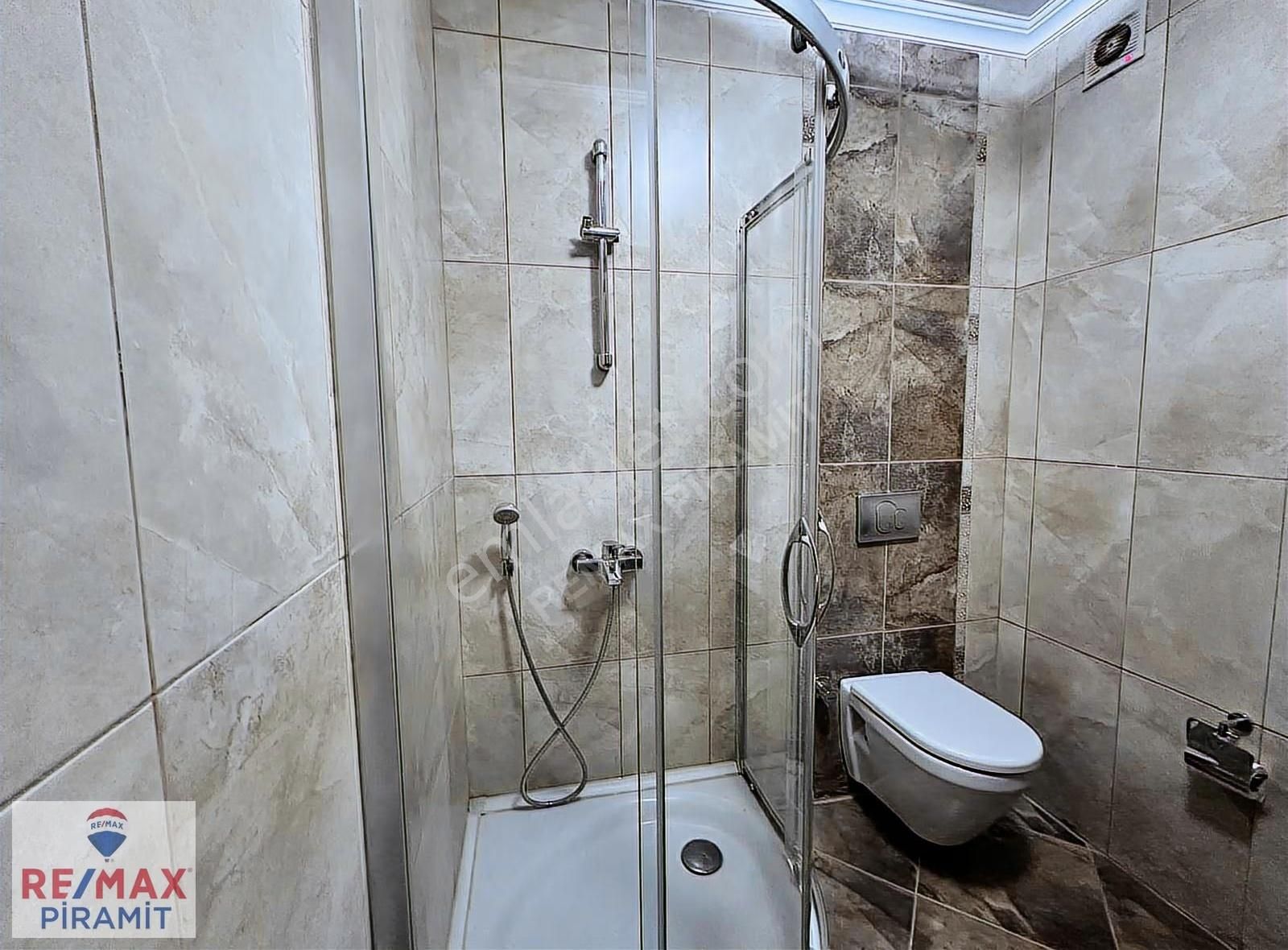 Çekmeköy Taşdelen Corner Park Sitesinde Ferah Geniş 3+1 Daire - Görsel 11