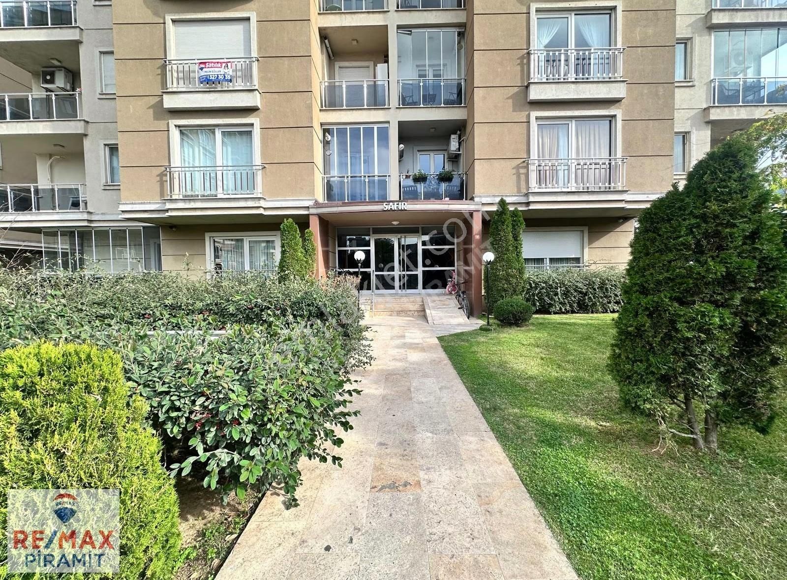 Çekmeköy Taşdelen Corner Park Sitesinde Ferah Geniş 3+1 Daire - Görsel 13