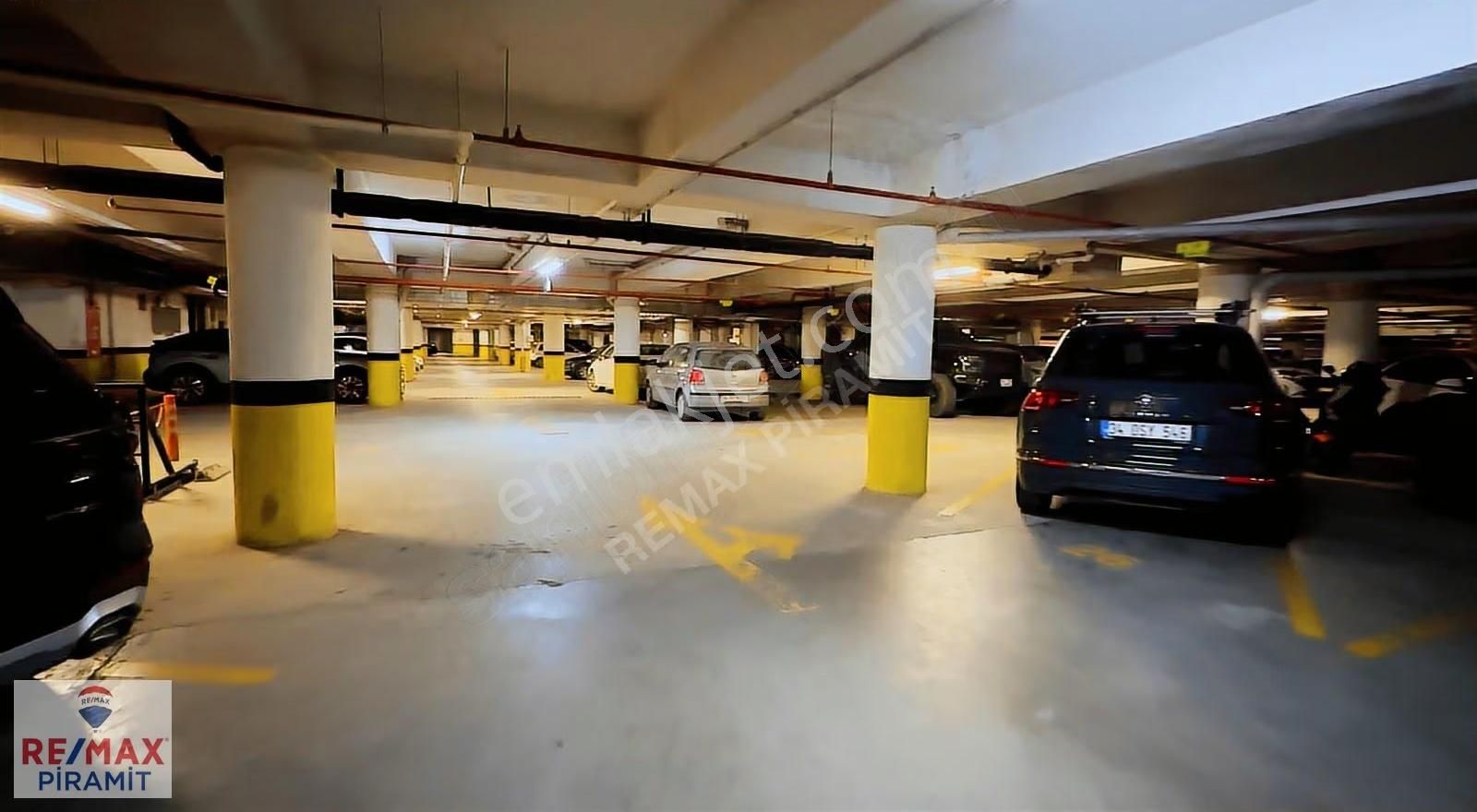 Çekmeköy Taşdelen Corner Park Sitesinde Ferah Geniş 3+1 Daire - Görsel 31