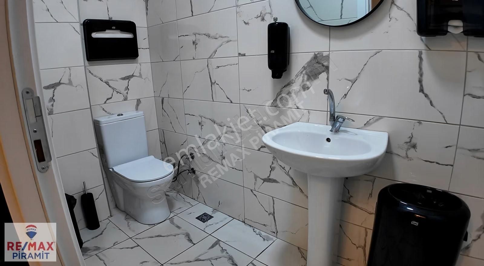 Acıbadem Caddesı'nde Adan Zye Yapılı, Butik Geniş Ferah Cafe - Görsel 2