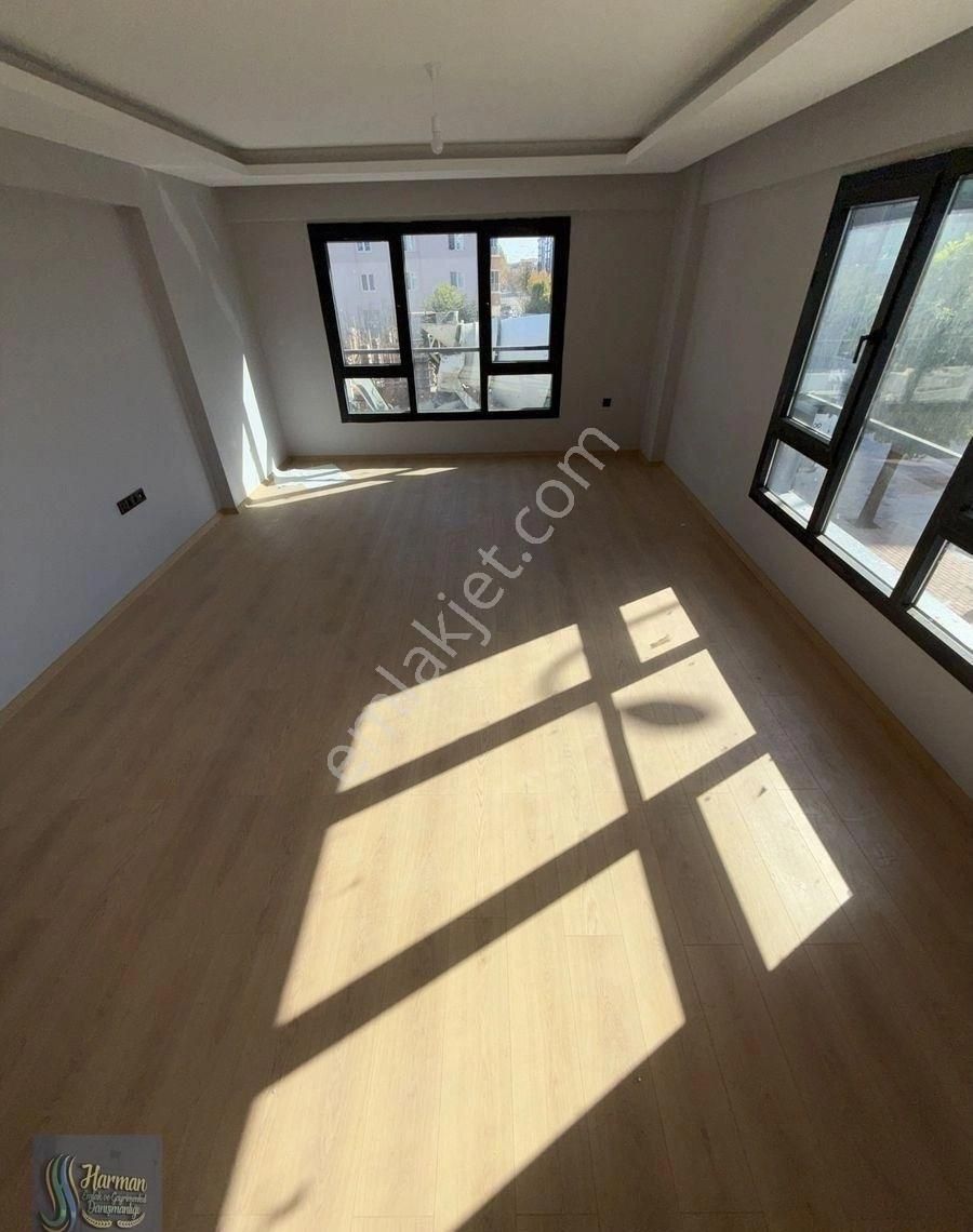 Kemalözde Satılık Geniş 190m2 3+1 Daire - Görsel 12