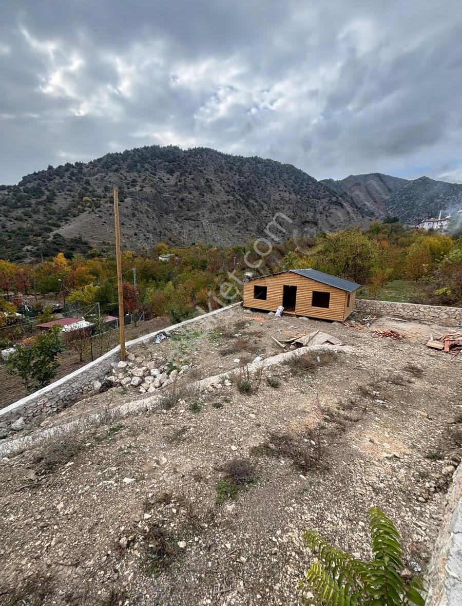 Efdal Lap Emlaktan Ziyaret Saraycık Köyünde Satılk 1690m2 Bağ