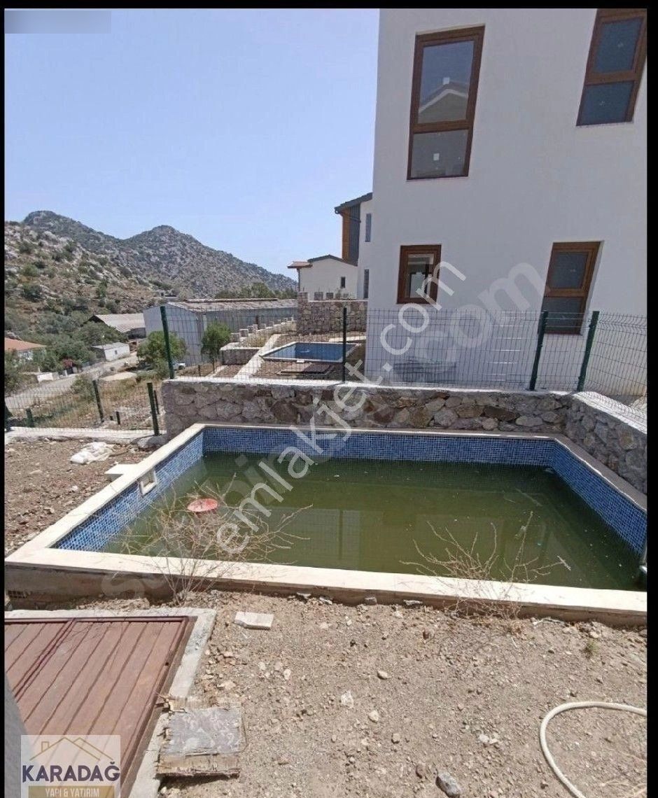 Marmaris Bozburun'da Satılık 365m2 Arsaiçinde Müstakil Havuzlu Villa - Görsel 5