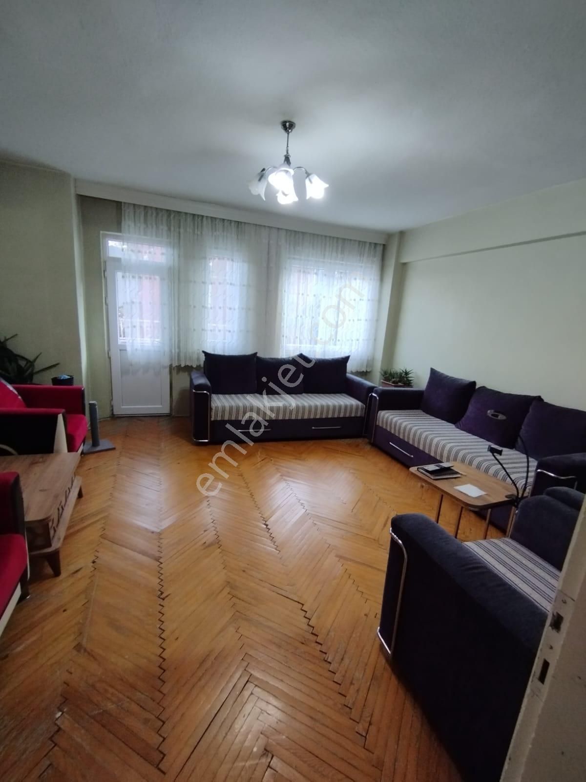 Afyon Cumhuriyet Mahallesinde Satılık 3+1 Daire - Görsel 4