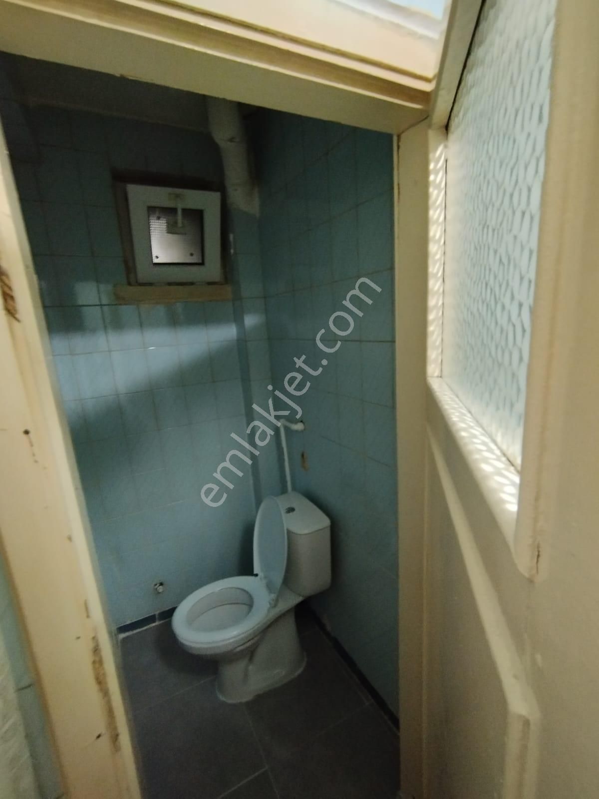 Afyon Cumhuriyet Mahallesinde Satılık 3+1 Daire - Görsel 12