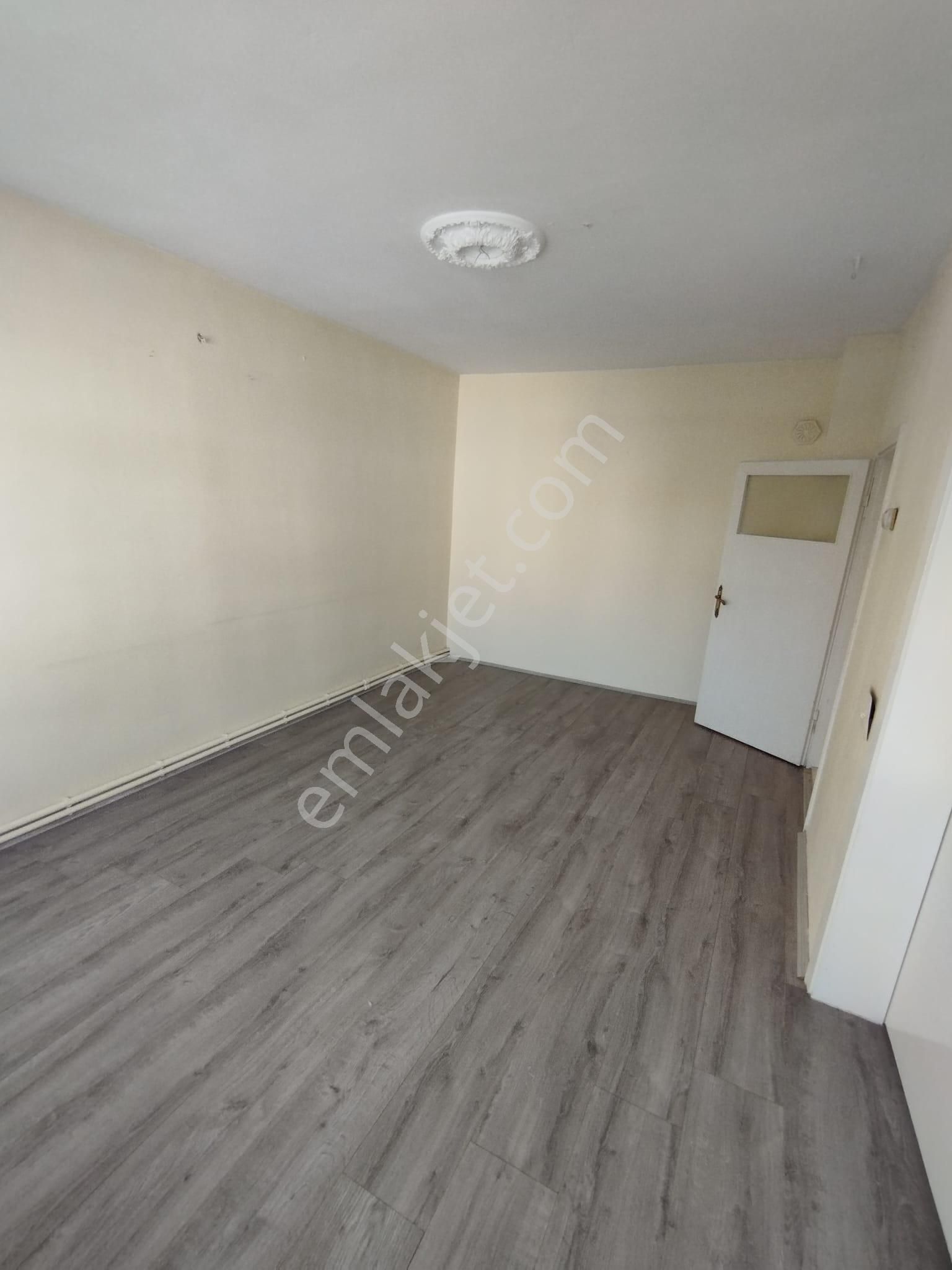 Afyon Hamidiye Mahallesinde Satılık 3+1 Daire - Görsel 5