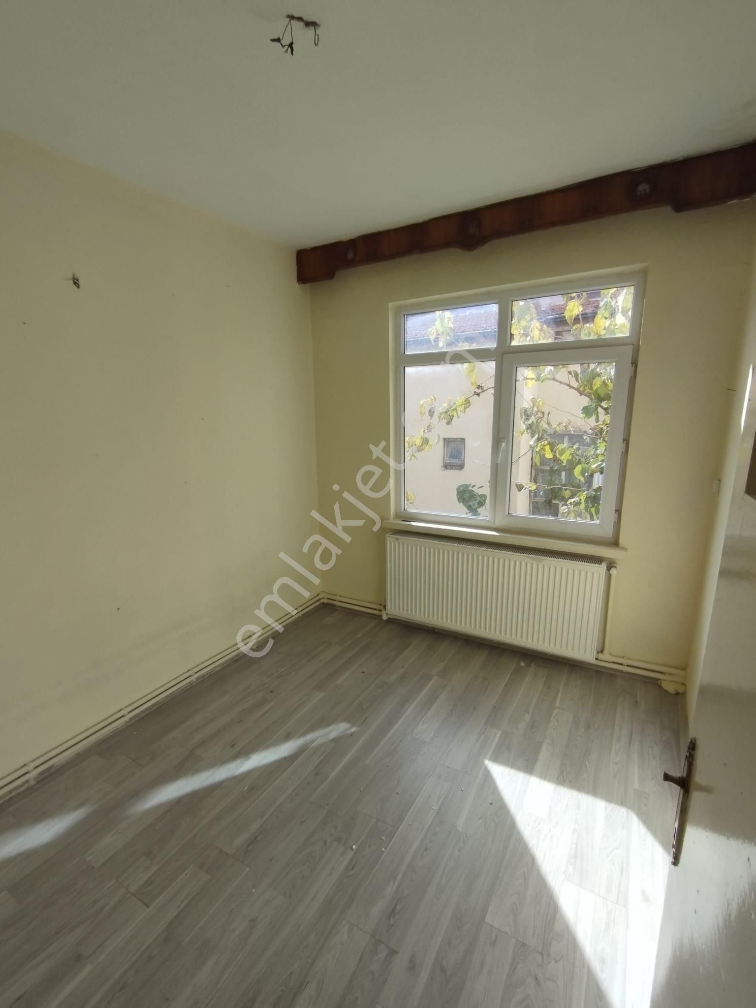 Afyon Hamidiye Mahallesinde Satılık 3+1 Daire - Görsel 8