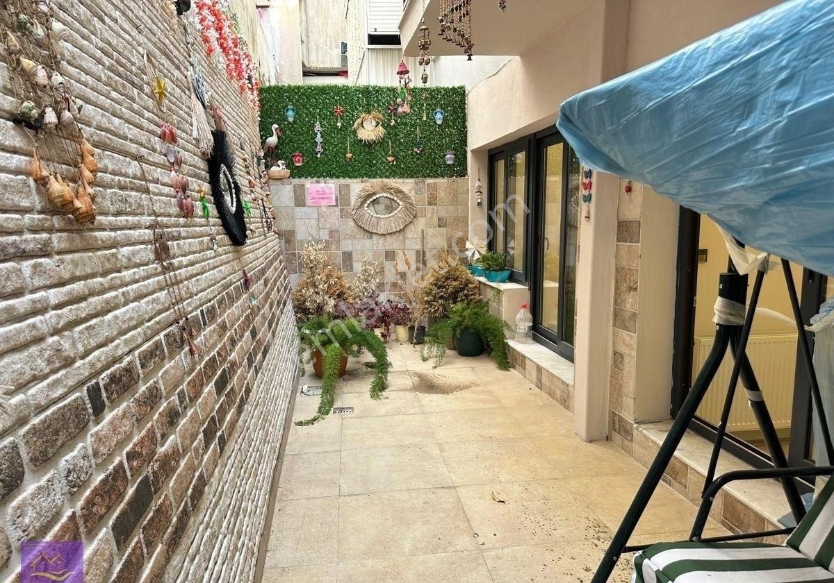 İzmir Güzelyalıda Satılık 3+1 Lüks Daire - Görsel 17