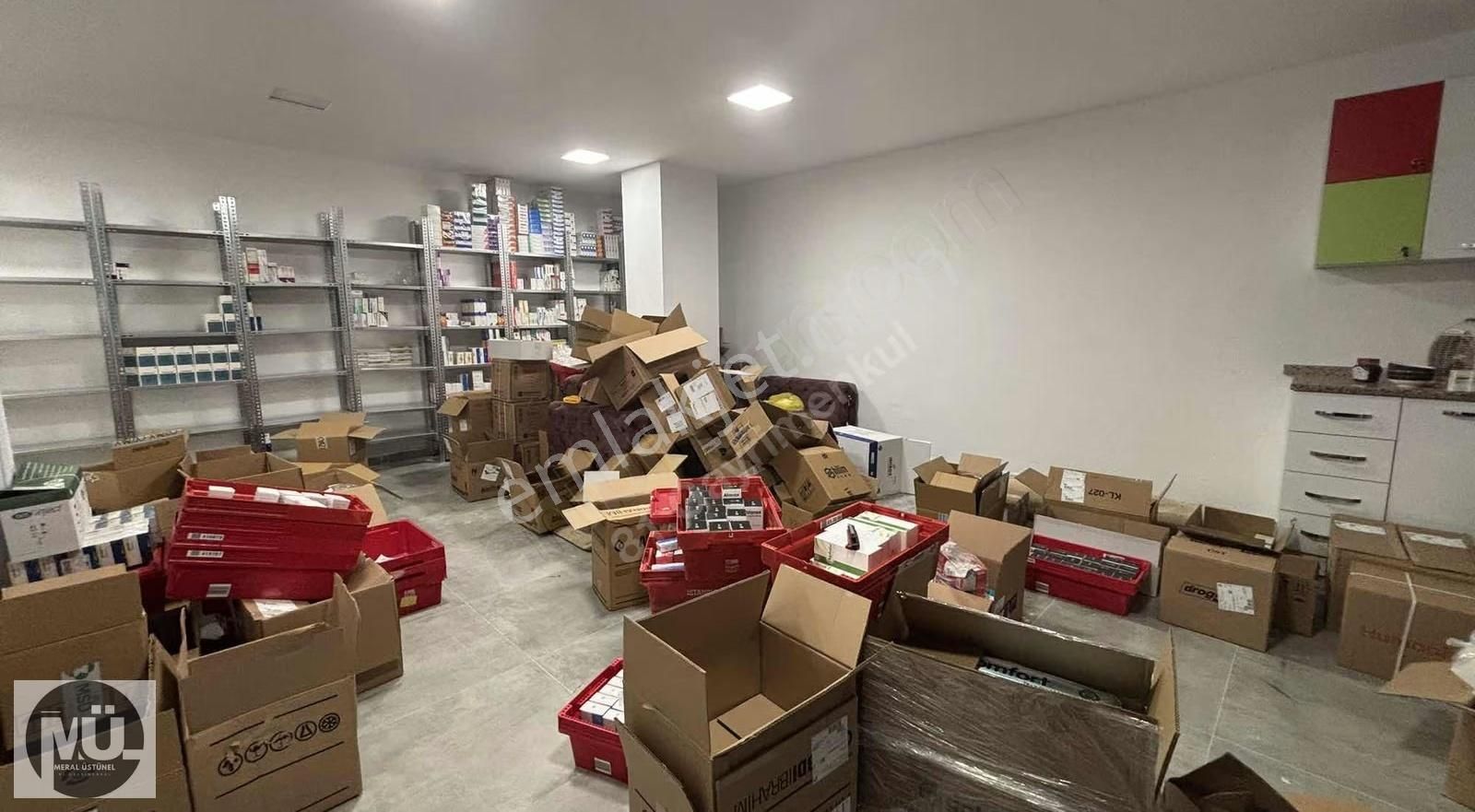 Kartal Dap Teras Kule'de Rezidans Girişi Satılık Dükkan - Görsel 2