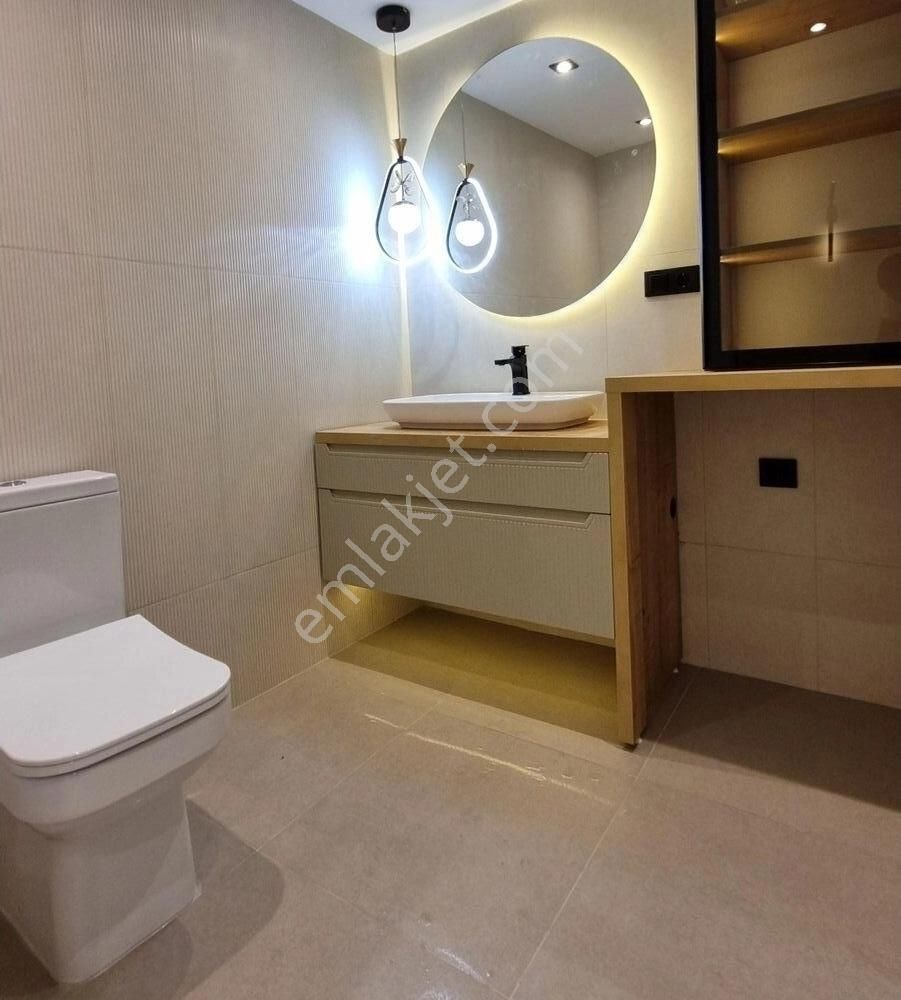 Bostanlıda Köşe 3+1 Satılık Daire - Görsel 17