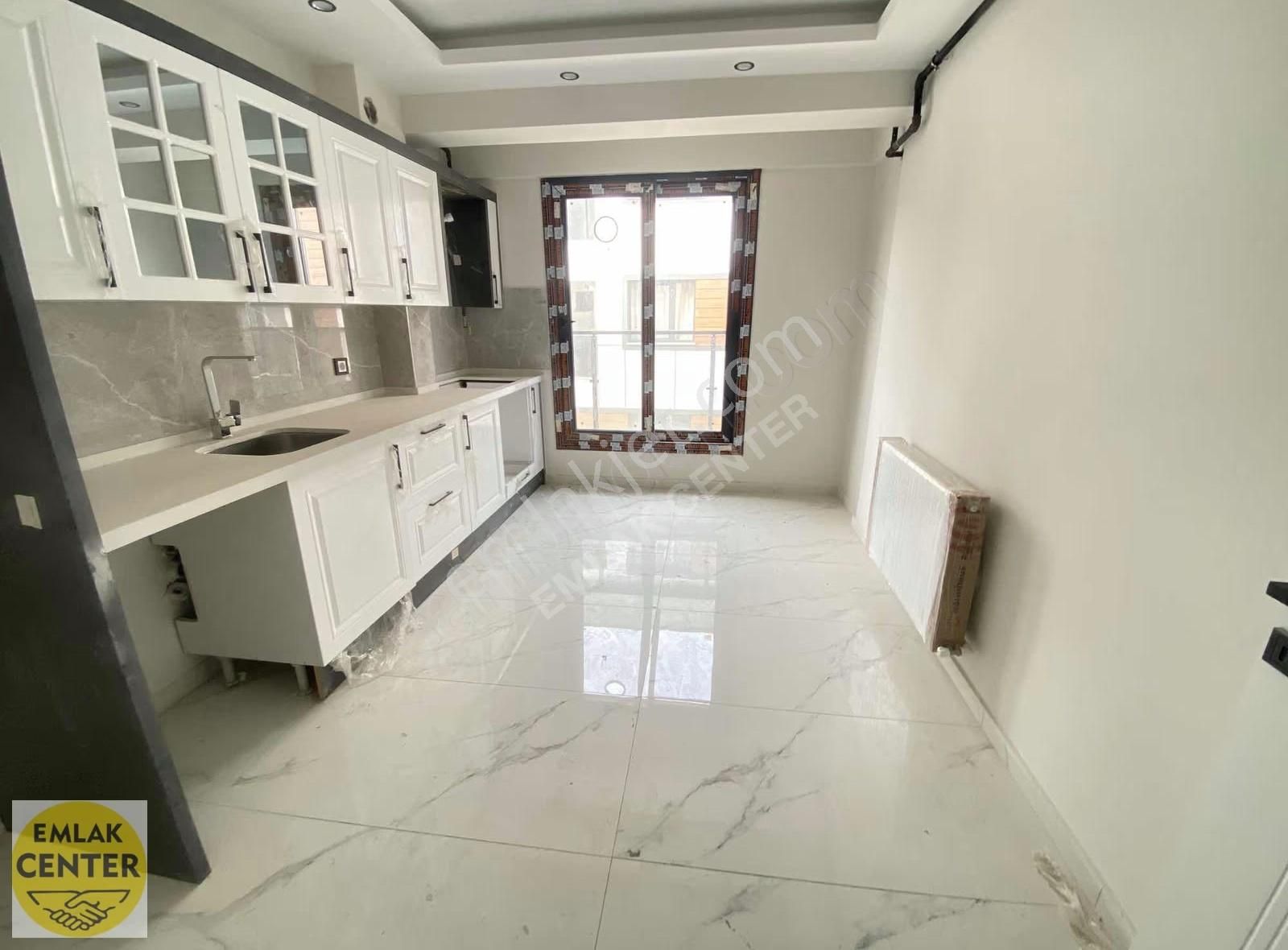 Emlak Center'tan Muradiye'de 2+1 Kapalı Mutfak Sıfır Daire - Görsel 13
