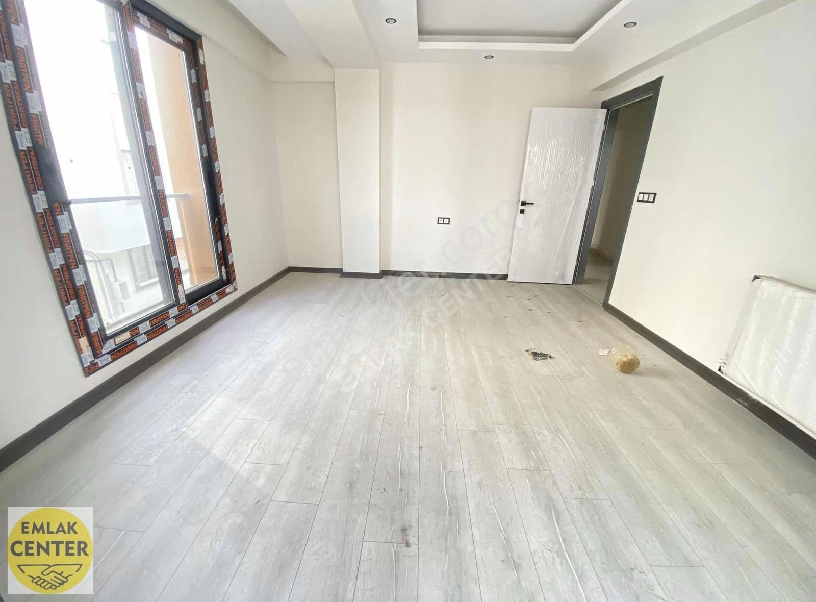 Emlak Center'tan Muradiye'de 2+1 Kapalı Mutfak Sıfır Daire - Görsel 16