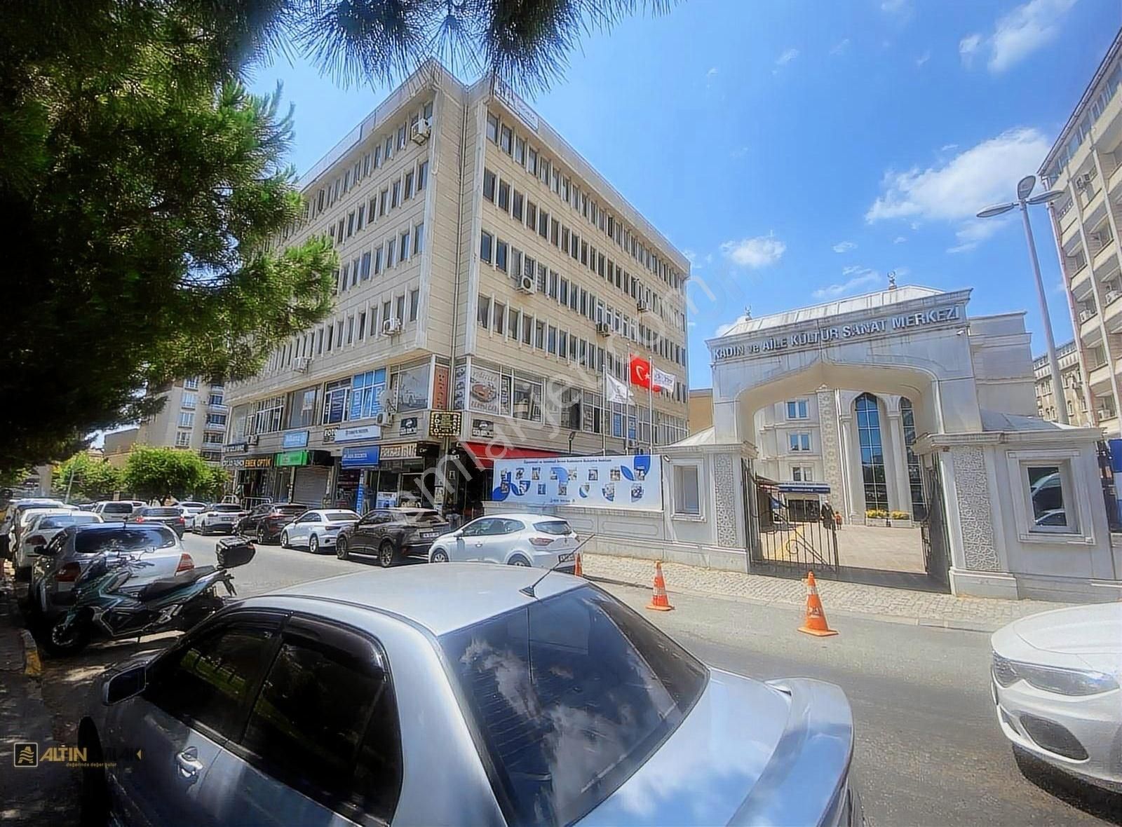 Bağcılar Meydan Da 55 M2 İç Dekorlu Masrafsız Dükkan - Görsel 6